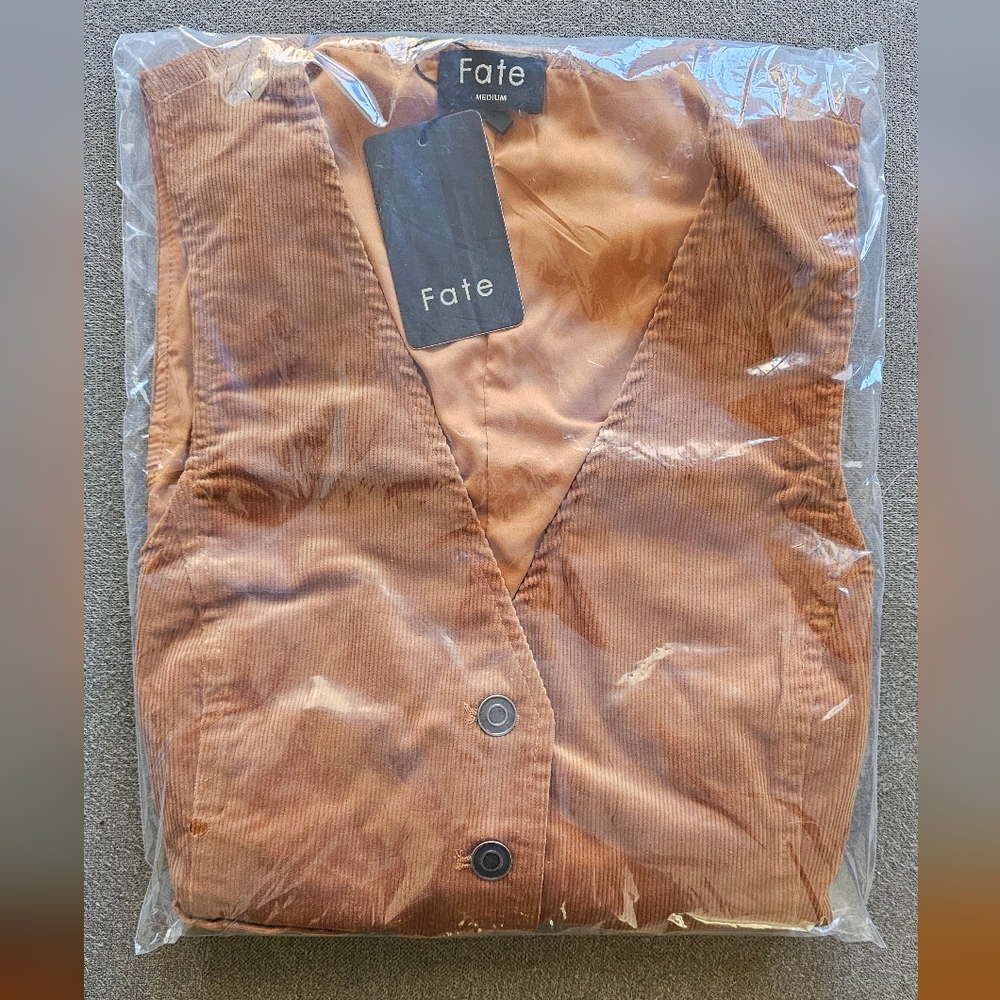 NWT Just Looking Sleeveless Corduroy Vest